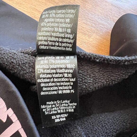 Victoria Sport Victoria's Secret Sweat Shorts Size XS Black/Pink Spell Out - Picture 6 of 10